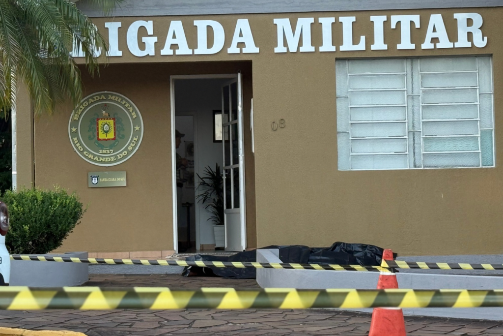 Suspeito de duplo homicídio é encontrado morto em frente ao batalhão da BM em Santa Clara do Sul